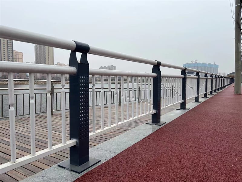 桥梁护栏